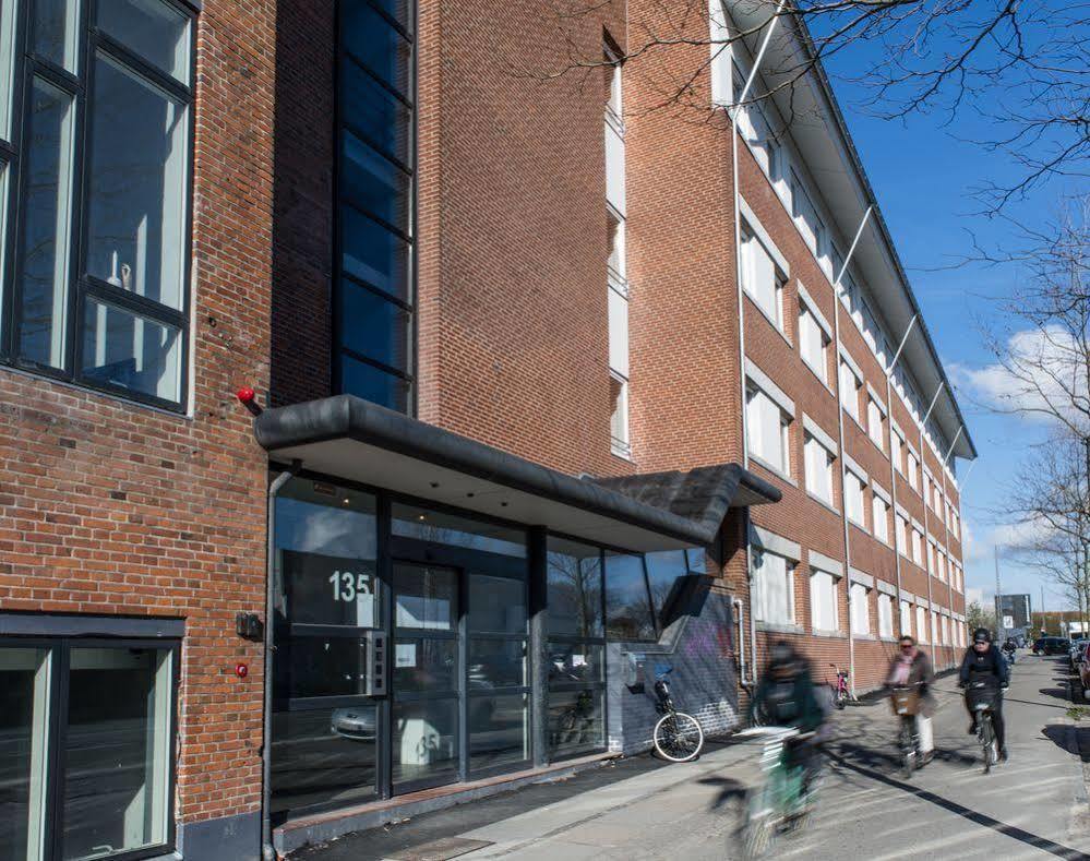 Хостел A&O Copenhagen Norrebro Экстерьер фото